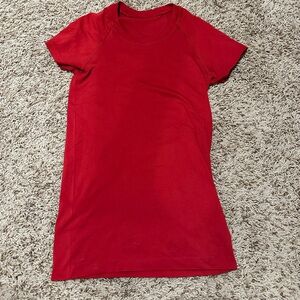 Red Lululemon Top swiftly tech
